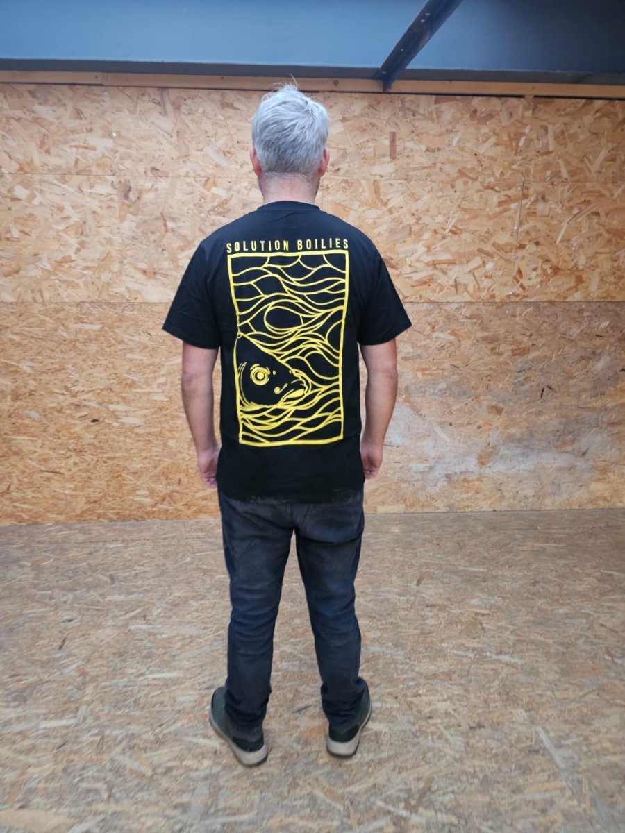 Premium HD - Square Carp Design - T-shirt