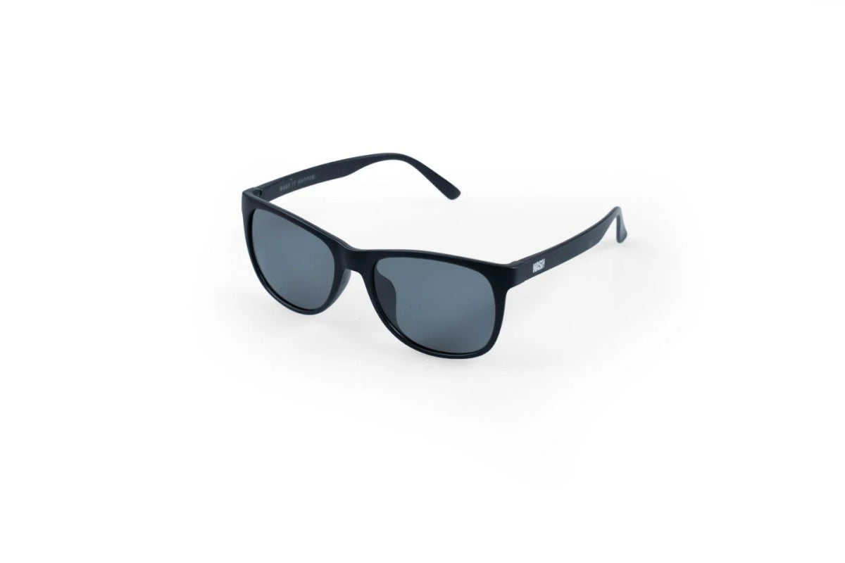 Nash Tackle Make It Happen - Origin Polarised Sunglasses - Smoked Grey - KarperCentrale