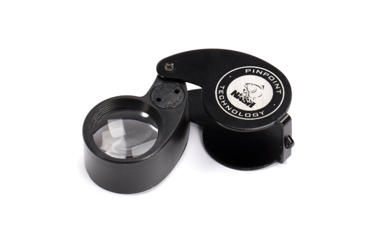 Nash Tackle PinPoint - Precision Sharpening LED Eye Glass - KarperCentrale
